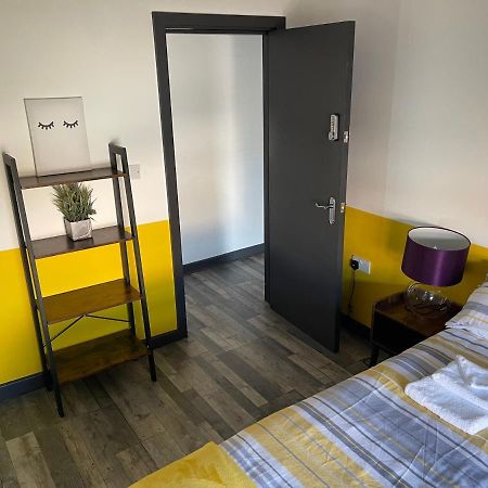 The Willow - Superb Spacious 3 Bed Room Apartment Blackpool Dış mekan fotoğraf